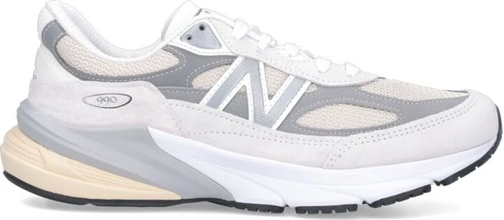 990v6 Sneakers