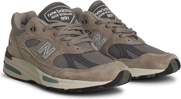 '991' Grey Suede Sneakers - Image 2