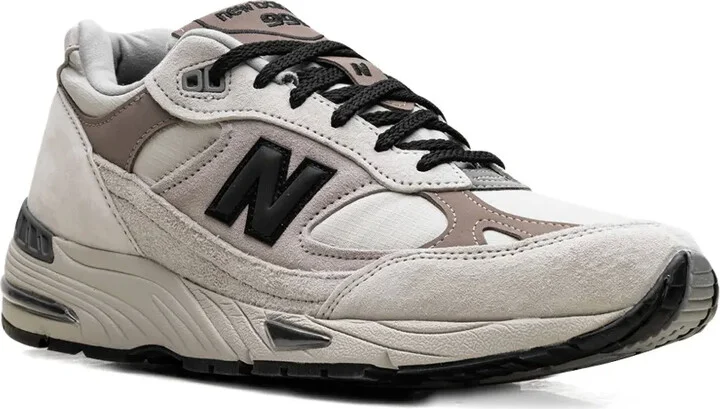 991 "Urban Winter - Image 2