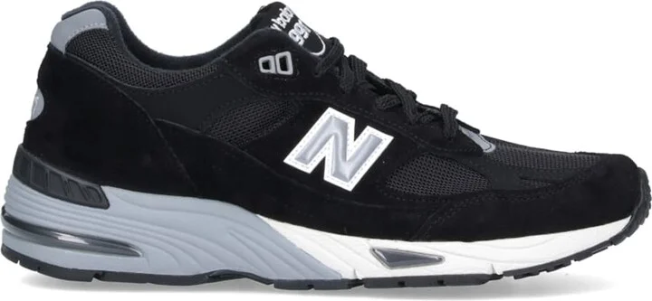 991v1 Sneakers