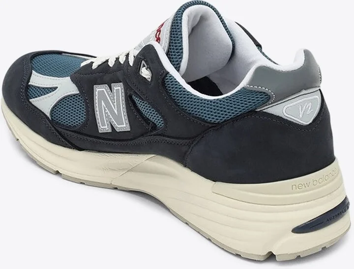 991V2 Lace-Up Sneakers - Image 2