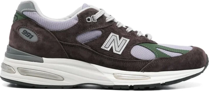 991v2 Sneakers