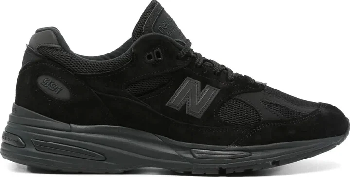 991V2 sneakers