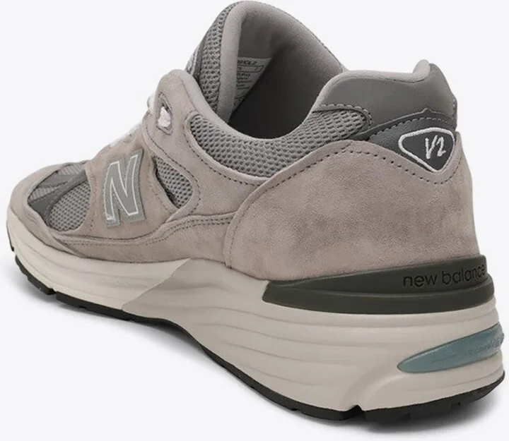 991V2 Suede Low-Top Sneakers - Image 2