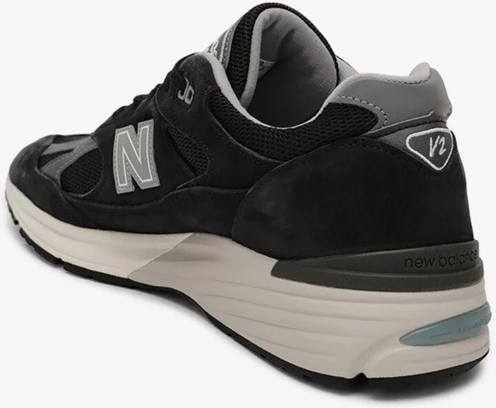 991V2 Suede Low-Top Sneakers - Image 2