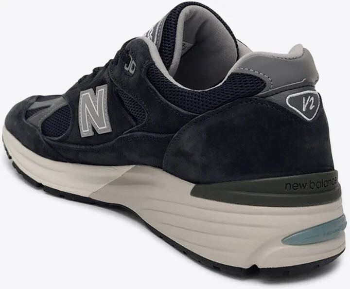 991V2 Suede Low-Top Sneakers - Image 2