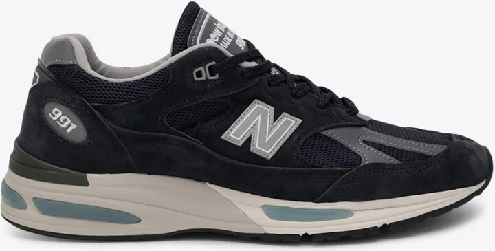 991V2 Suede Low-Top Sneakers