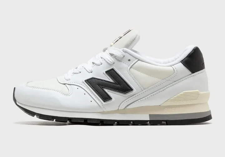 996 White/Black U996TC Men's