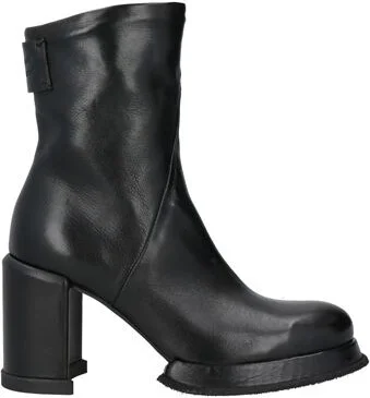 A. s.98 Woman Ankle boots