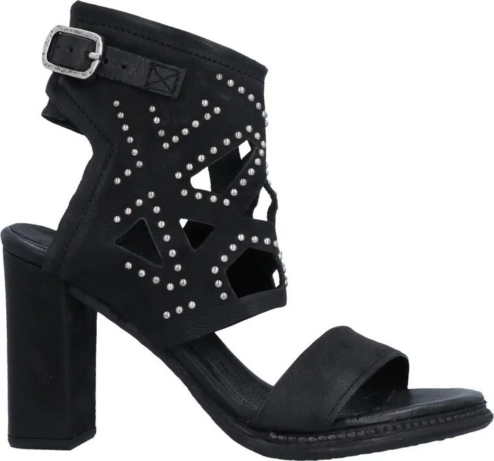 A. s.98 Woman Sandals - Image 3