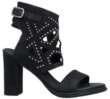 A. s.98 Woman Sandals