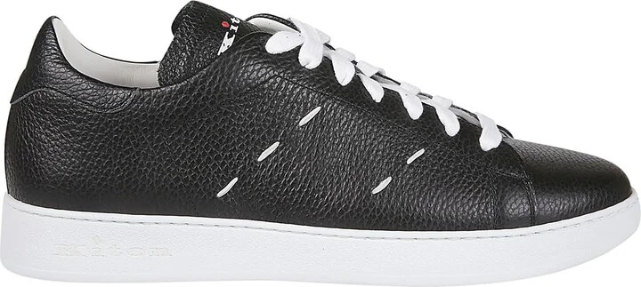 A068 Sneakers