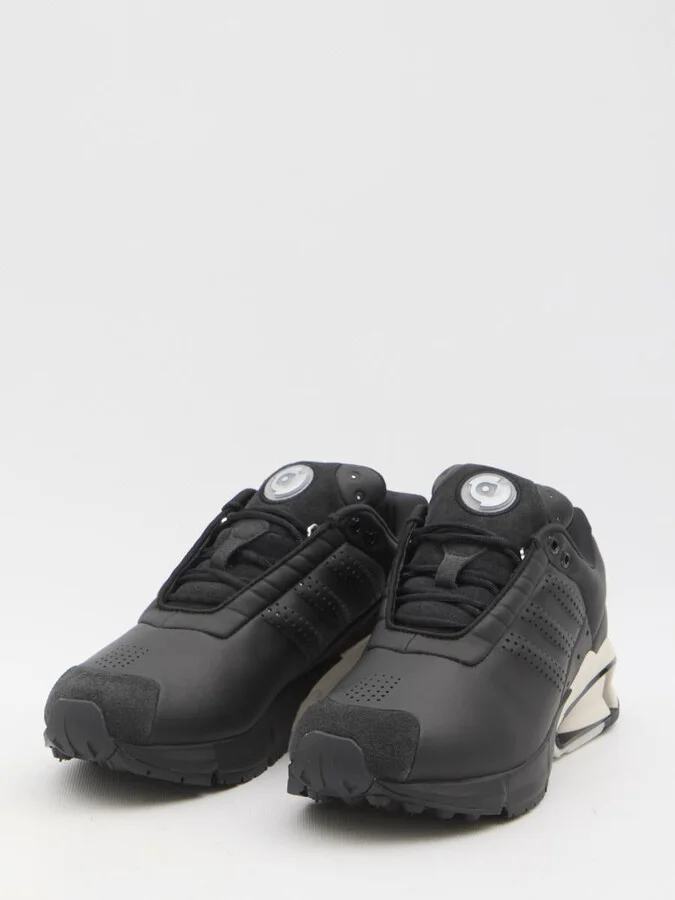 A3 Control Sneakers - Image 2