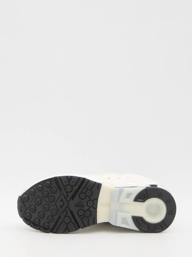 A3 Control Sneakers - Image 4