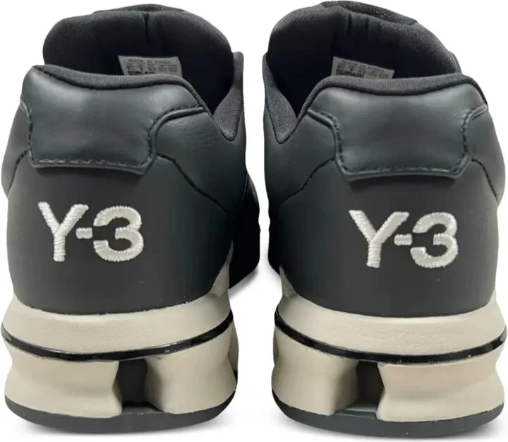 A3 sneakers - Image 3
