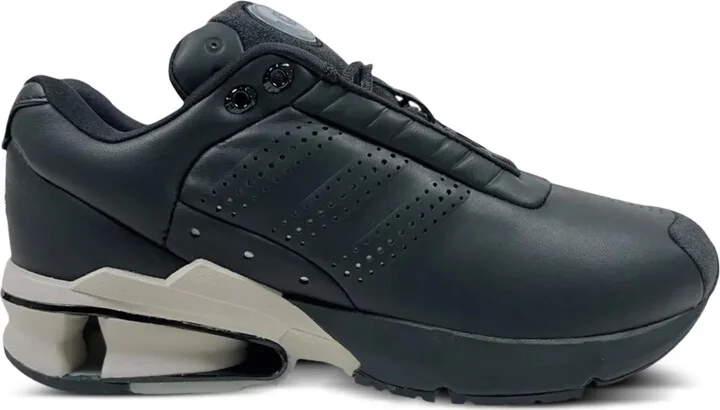A3 sneakers