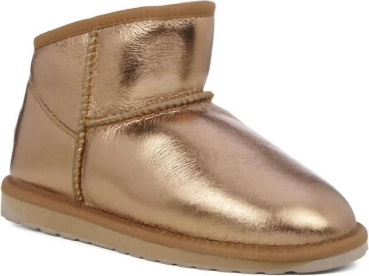 Aarons Glossy In Gold Bronze