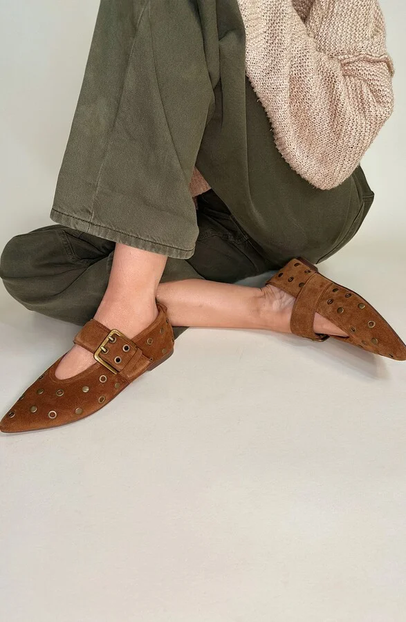 Abbey Pointed Toe Flat - Image 6