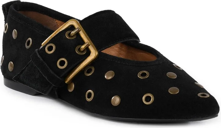 Abbey Pointed Toe Flat