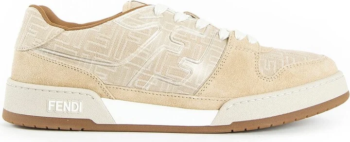Abbina le sneakers