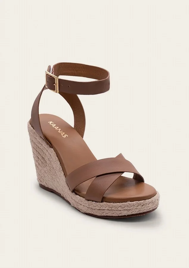 Abelia Wedge Sandal In Caramel