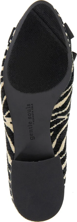 Abigail Bow Pump - Image 6