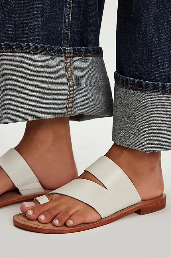 Abilene Toe Loop Sandals - Image 2