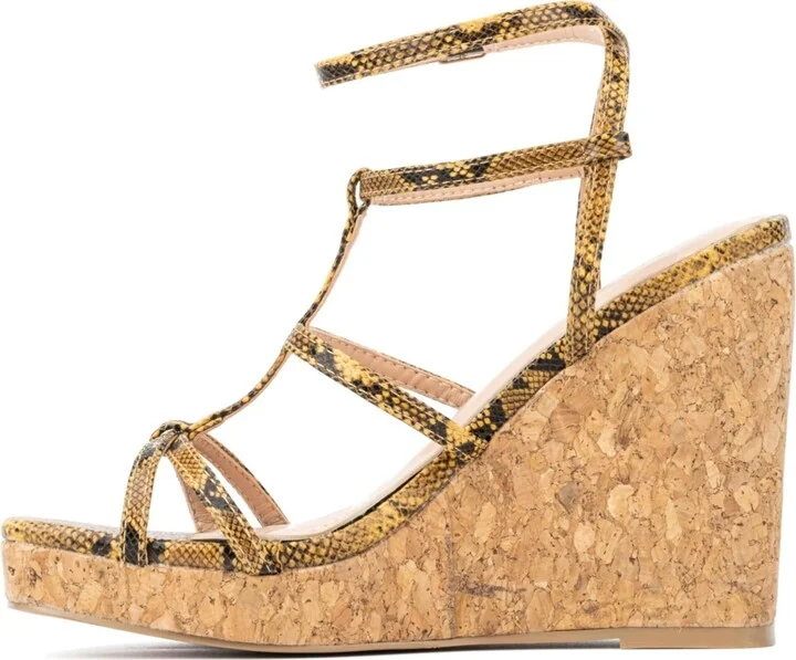 Abla Women's Strappy Wedge Sandal - Image 7