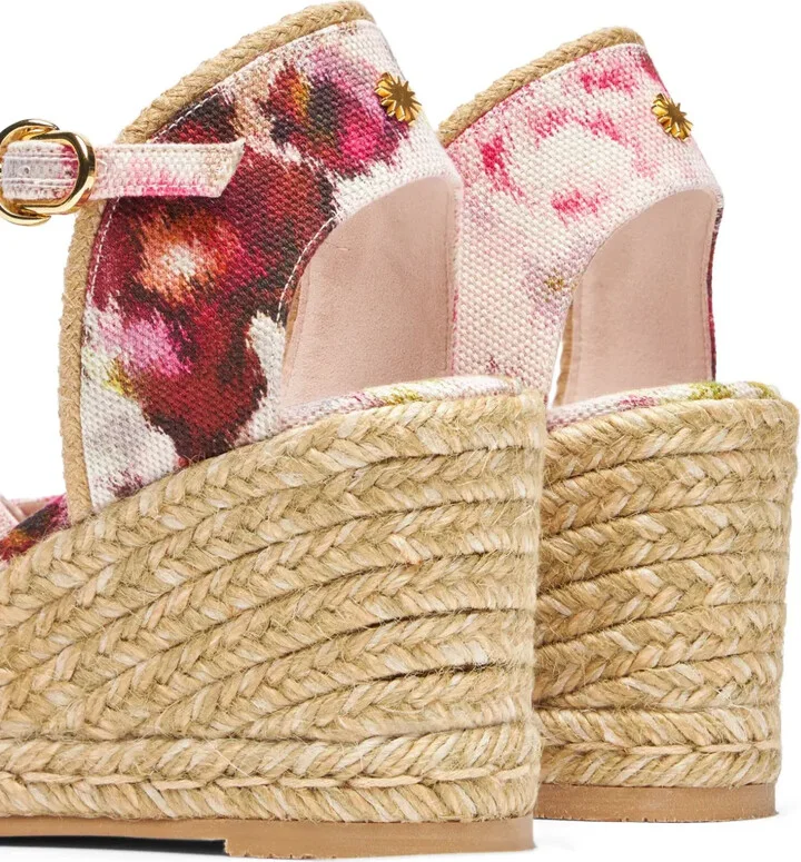 Abstract Print Wedge Sandals - Image 5