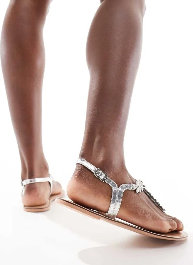 Accessorize diamante leaf sparkle sandals in silver - Image 3