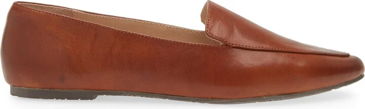 Ace Pointed Toe Loafer - Image 3