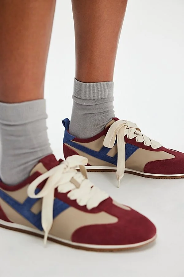 Aces Tennis Shoes - Image 2