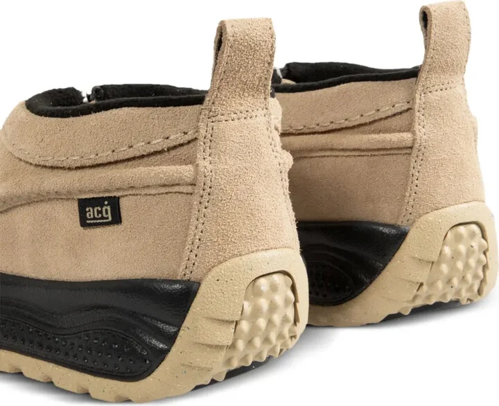 ACG Izy shoes - Image 3