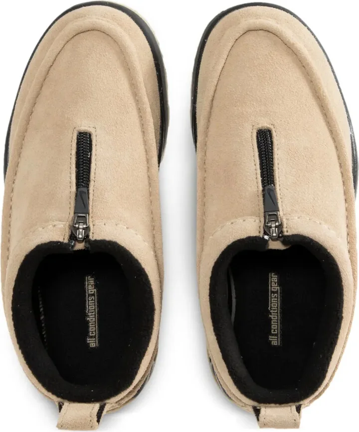 ACG Izy shoes - Image 4