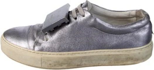 Acne Studios