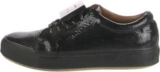 Acne Studios