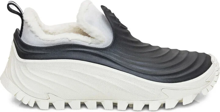 Acqua sneakers