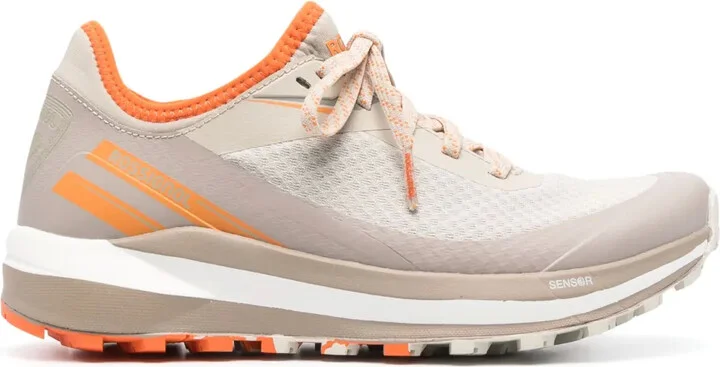 Active sneakers