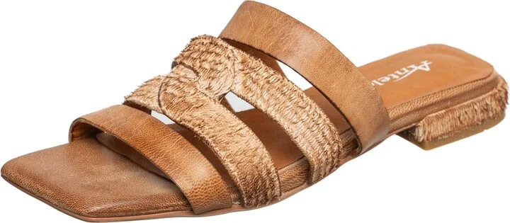 TAUPE LEATHER