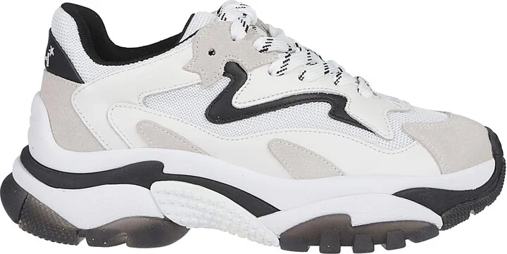 Addict Sneakers
