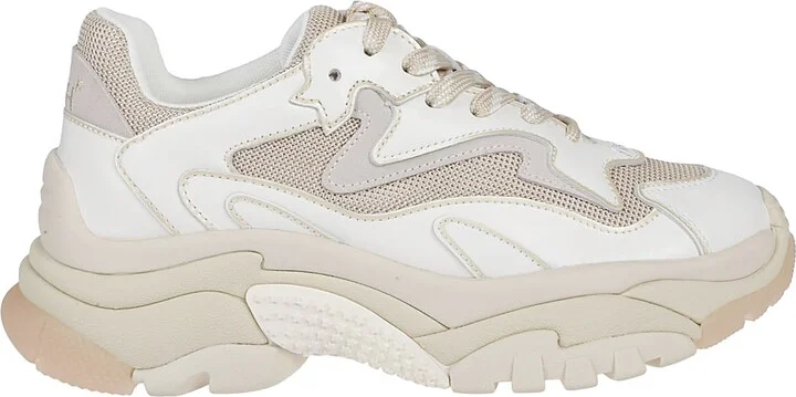 Addict Sneakers