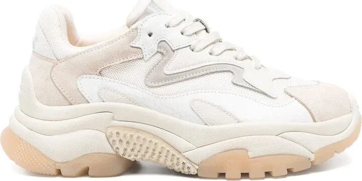Addict sneakers