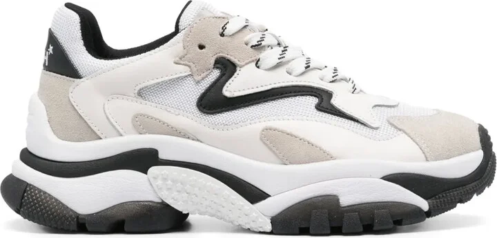 Addict sneakers