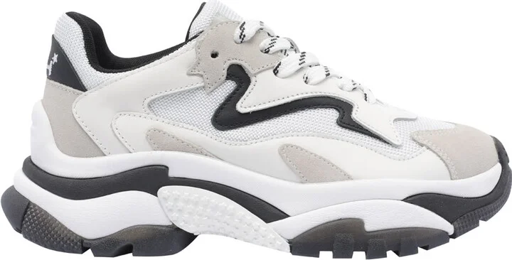Addict Sneakers