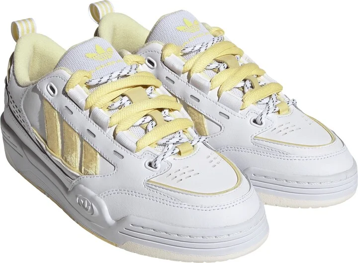 White/ Almost Yellow/ White