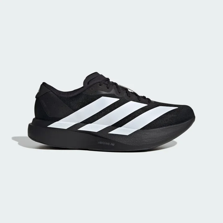 Core Black / Cloud White / Core Black