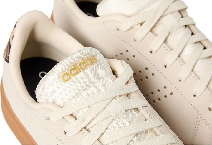 adidas Advantage 2.0 Women's Lace up casual Shoes Wonder White/Bronze Strata/Matte Gold : 8.5 B - Medium, Leather - Image 7