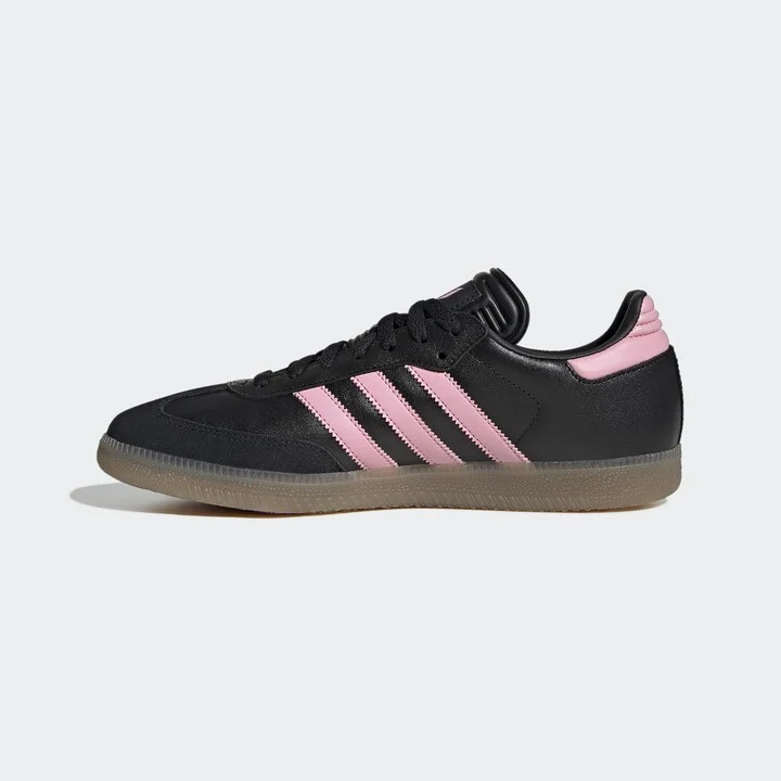 adidas CBLACK/Goldmt Men's Samba Messi Core BlackGold met./GUM4 7.5 US