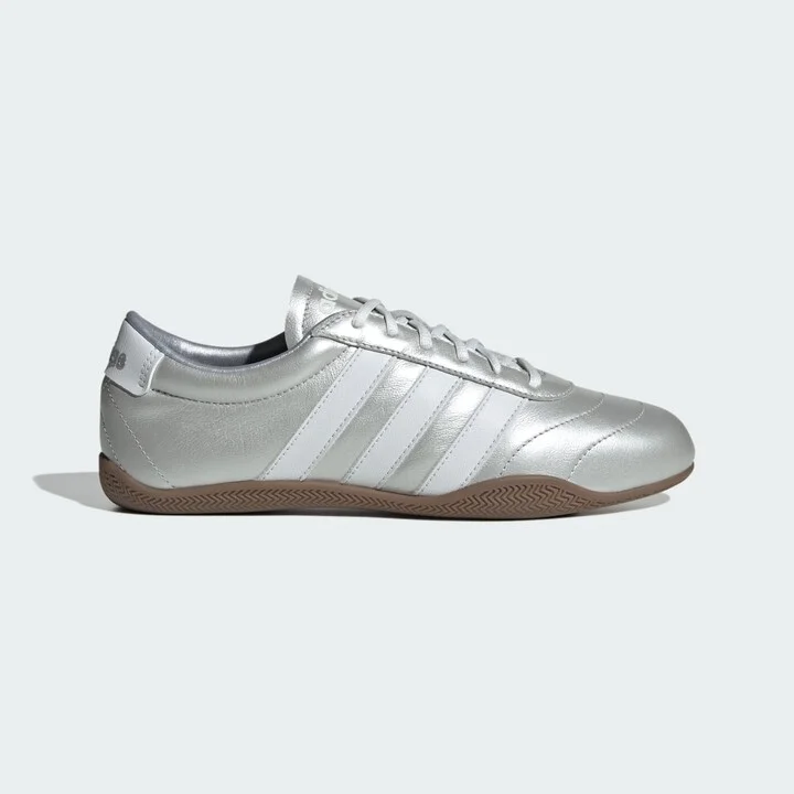 Silver Metallic / Crystal White / Gum