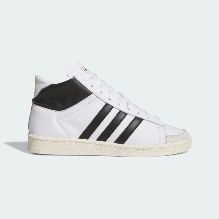 Cloud White / Core Black / Off White